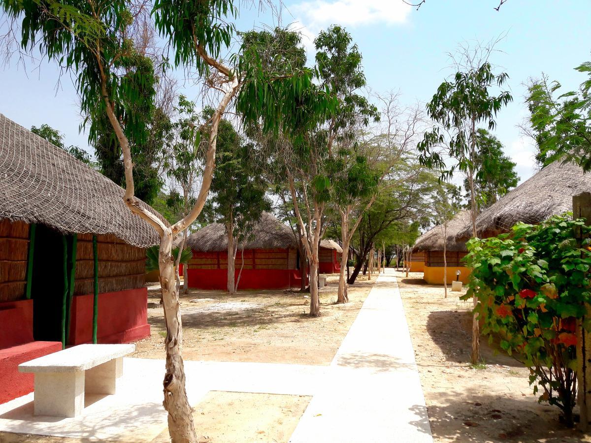 Campement Hakuna Lodge Mar Lodj Exterior photo